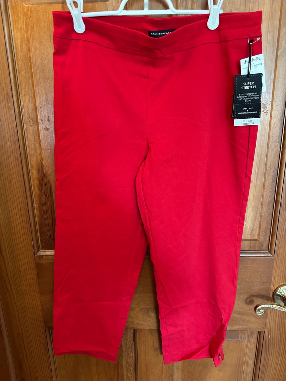 Counterparts Red Super Stretch Capri Leggings